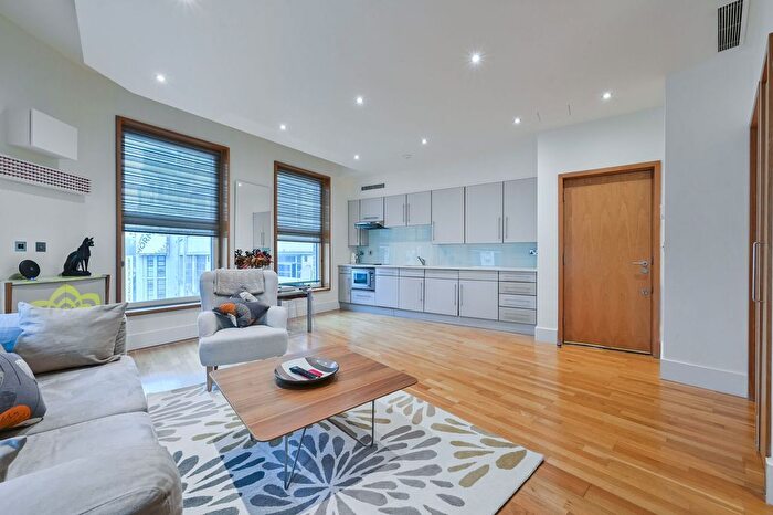 1 Bedroom Flat To Rent In Haymarket, St James's, London, SW1Y