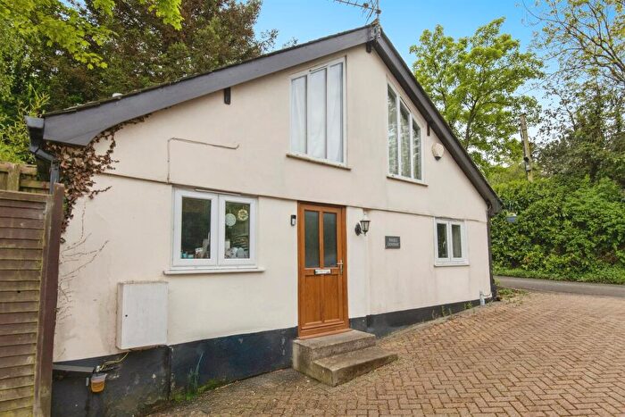 1 Bedroom Detached House For Sale In Village Way, Aylesbeare, Exeter, EX5