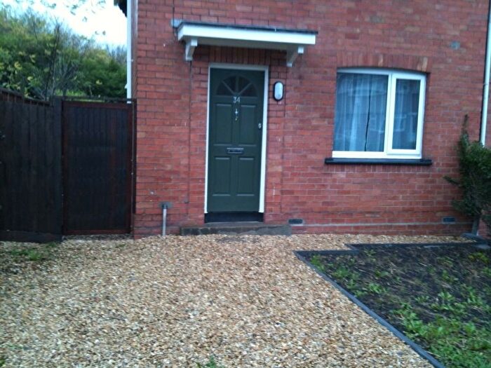 3 Bedroom Terraced House To Rent In Glyn Vale, Bristol, BS3