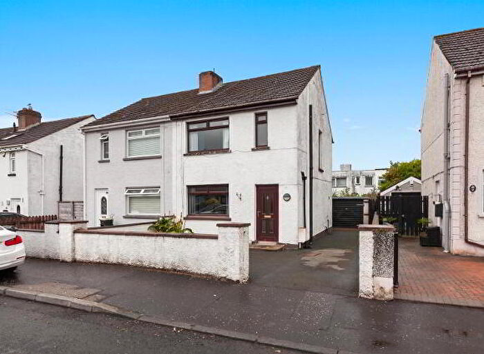 3 Bedroom Semi-Detached House For Sale In Hillview Avenue, Newtownabbey, BT36