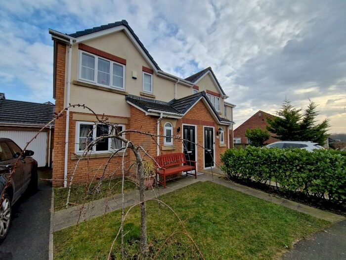 3 Bedroom houses to rent in Bispham, FY2, Blackpool