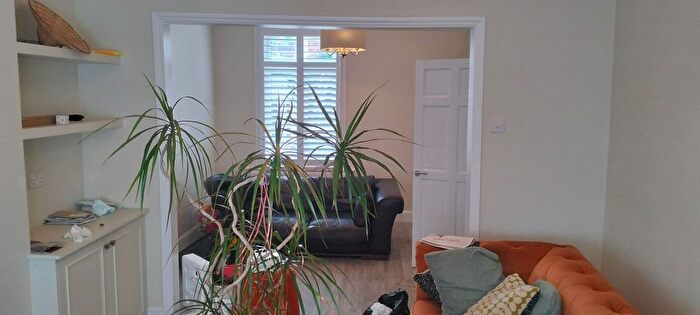 3 Bedroom Terraced House To Rent In Eardley Road, London, SW16