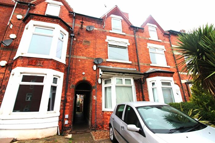 2 Bedroom Flat To Rent In B Station Terrace, Hucknall, Nottingham, NG15