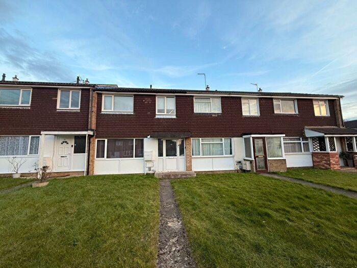 3 Bedroom Terraced House To Rent In Julius Gardens, Luton, LU3