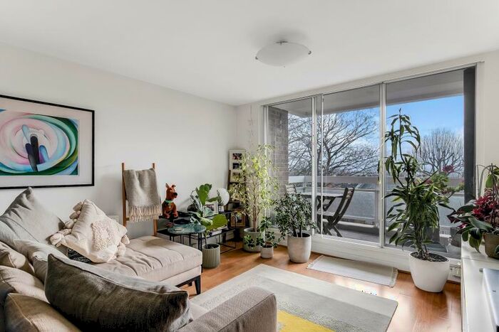 2 Bedroom Flat To Rent In Hornsey Lane, Highgate, N6