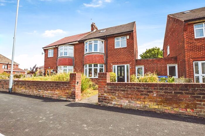 3 Bedroom Semi-Detached House To Rent In Broadway, Blyth, NE24