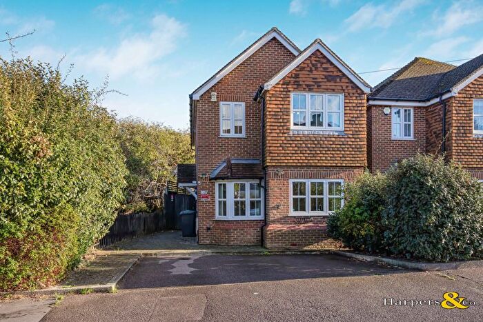 3 Bedroom Detached House For Sale In Ashen Drive, Dartford, DA1