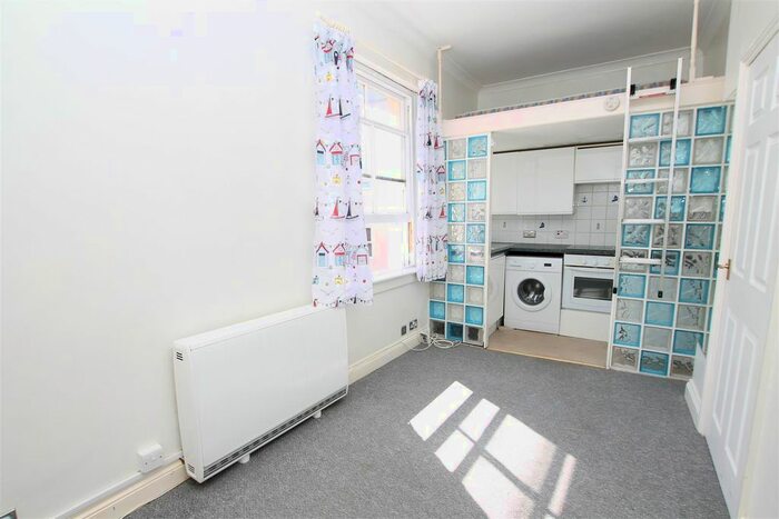 Studio To Rent In Belgrave Place, Brighton, BN2
