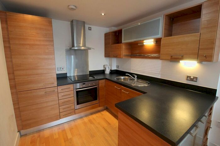 1 Bedroom Flat To Rent In The Boulevard, Leeds, West Yorkshire, Uk, LS10