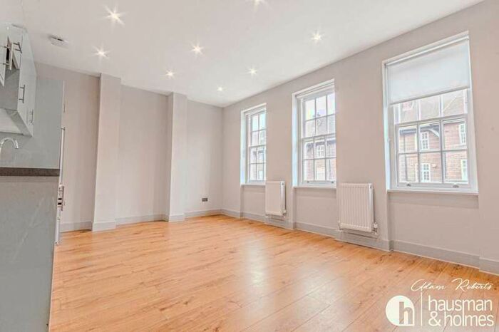 1 Bedroom Flat To Rent In Golders Green Road, Golders Green, NW11