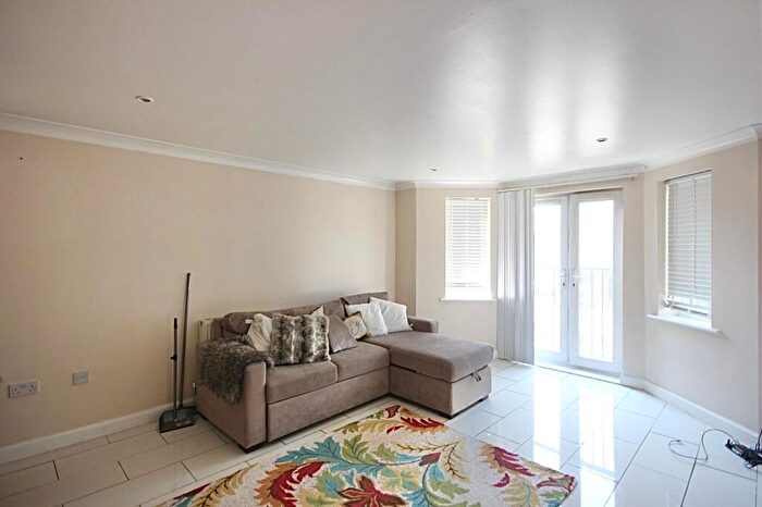 2 Bedroom Apartment To Rent In Brightwen Grove, Stanmore, HA7