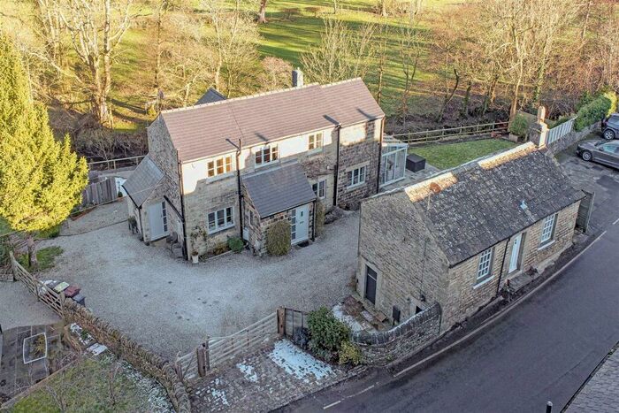 6 Bedroom Detached House For Sale In Edale Road, Hope, Hope Valley, S33