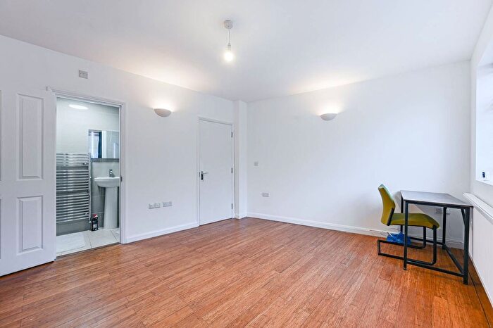 4 Bedroom Property To Rent In Abernethy Road, Lee, London, SE13