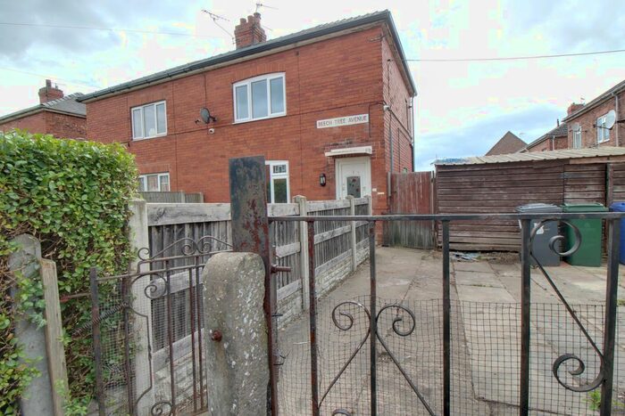2 Bedroom Semi-Detached House To Rent In Beech Tree Avenue, Thorne, Doncaster, DN8