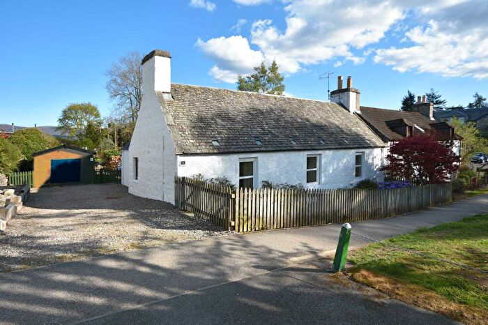5 Bedroom Semi-Detached House For Sale In South Street, Grantown On Spey, PH26