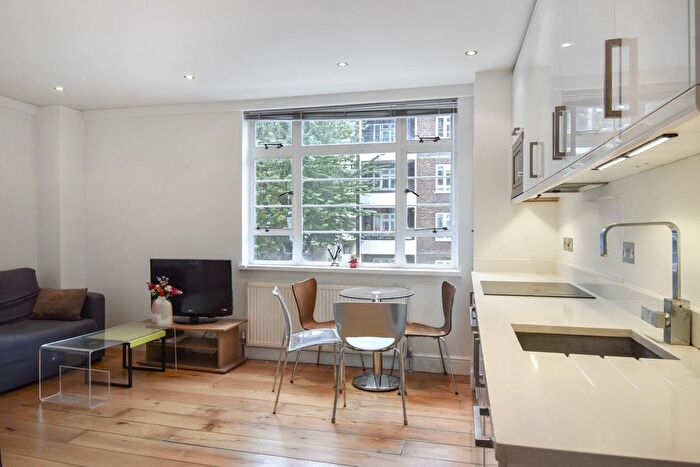 1 Bedroom Flat To Rent In Sloane Avenue, Chelsea, SW3