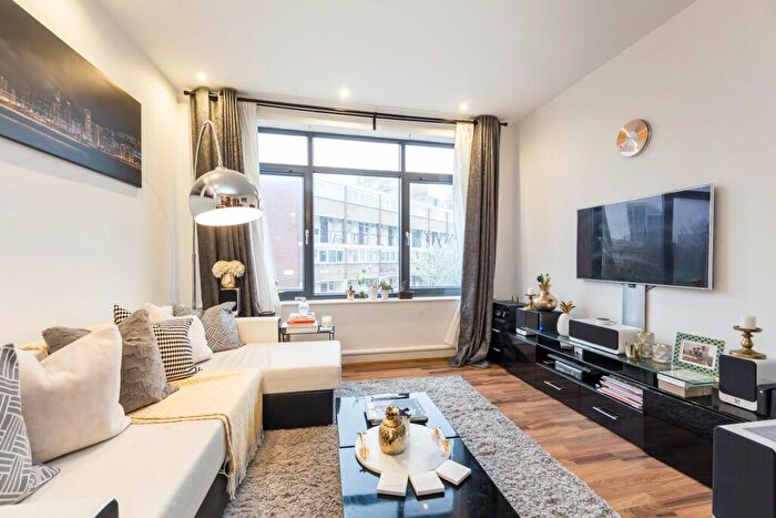 2 Bedroom Apartment To Rent In Carmine Wharf, Copenhagen Place, London, E14