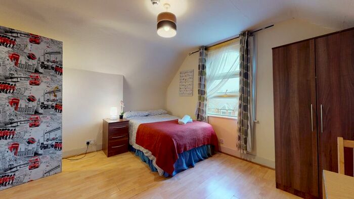 Studio To Rent In St. Pauls Avenue, NW2