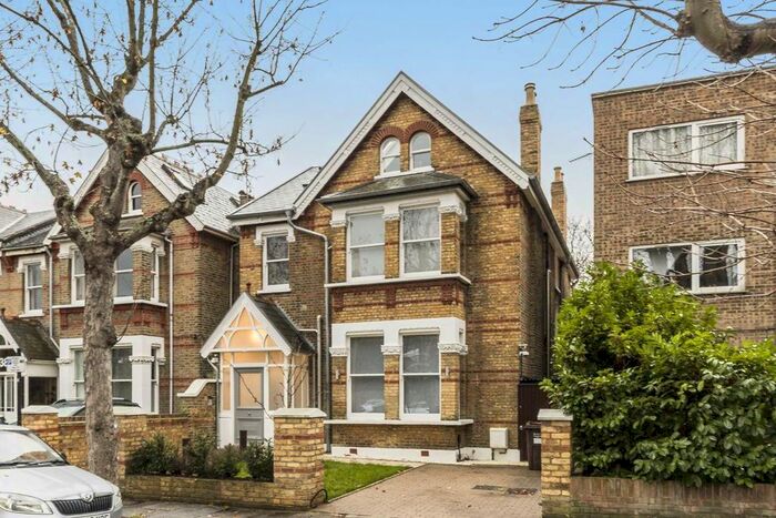 5 Bedroom Property To Rent In Grosvenor Road, London W4