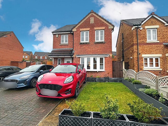 3 Bedroom Detached House For Sale In Sandringham Drive, Heanor, Derbyshire, DE75