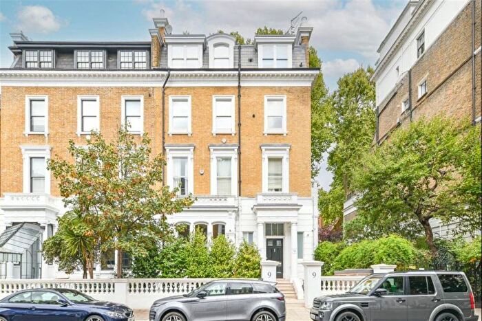 3 Bedroom Flat To Rent In Wetherby Gardens, London, SW5