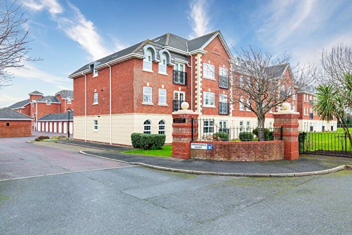 2 Bedroom Flat For Sale In St Annes, Lytham Saint Annes, FY8