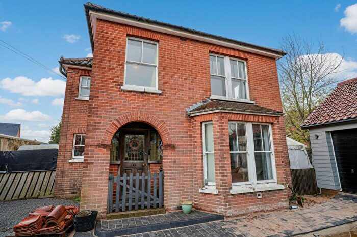 3 Bedroom Detached House For Sale In Norwich Road, North Walsham, NR28