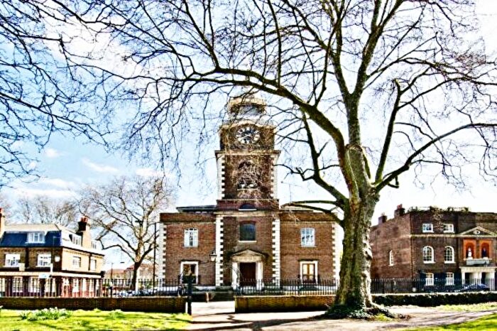 1 Bedroom Flat For Sale In St Johns Court, Scandrett Street, Wapping, E1W