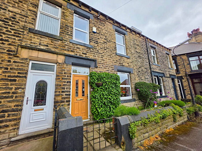 4 Bedroom Terraced House For Sale In Lingard Street, Barnsley, S75