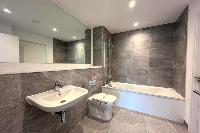 1 Bedroom Apartment To Rent In Derwent Street, Salford, M5