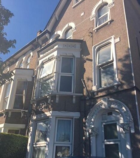 4 Bedroom Flat To Rent In Algernon Road, Lewisham, SE13