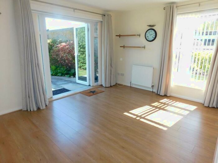 1 Bedroom Apartment To Rent In Dunlin Court, Gateacre Park Drive, L25