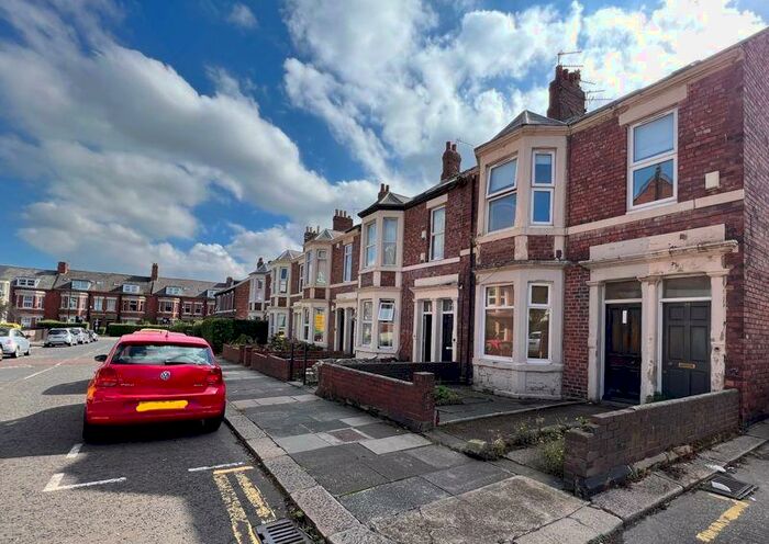 6 Bedroom Flat To Rent In Fern Avenue, Newcastle Upon Tyne, NE2