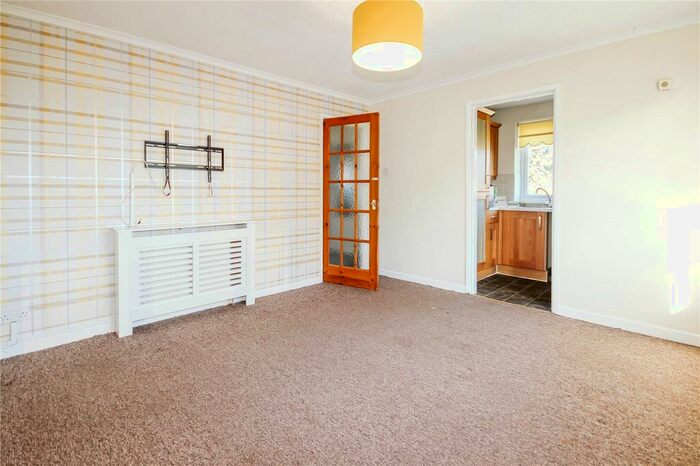 1 Bedroom Flat To Rent In Two Mile Court, Kingswood, Bristol, BS15