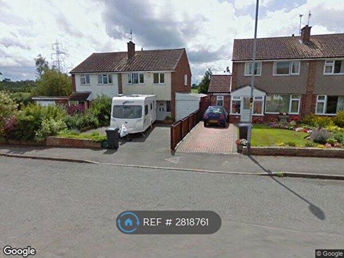 3 Bedroom Semi Detached House To Rent In Peartree Close, Leicester, LE7