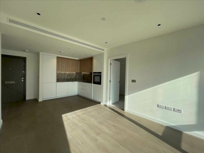 2 Bedroom Flat To Rent In Phoenix Court, Gasholder Place, London, Vaxuhall, SE11
