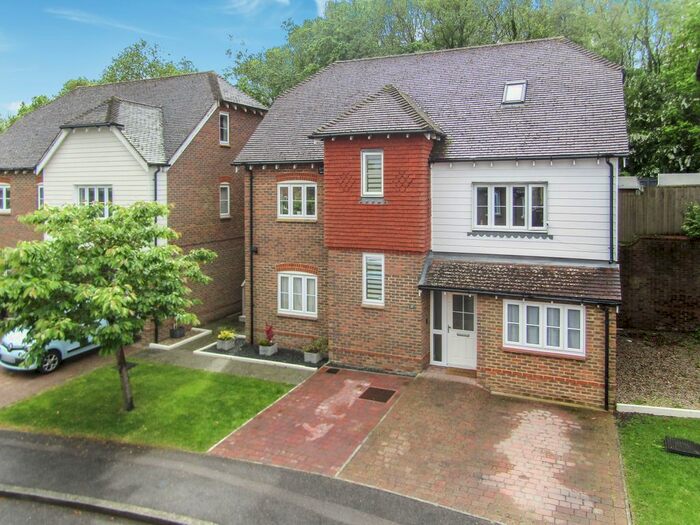 Houses for sale in Haymakers Lane, TN23, Kent