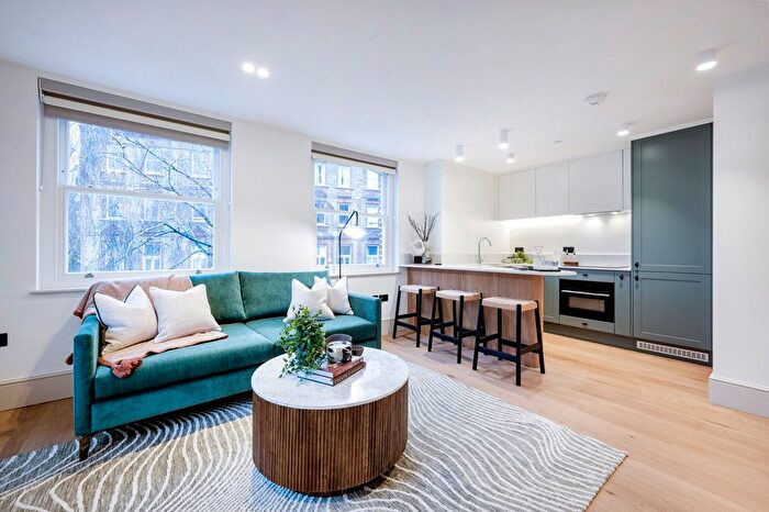 1 Bedroom Flat To Rent In Flat, Nevern Square, London, SW5