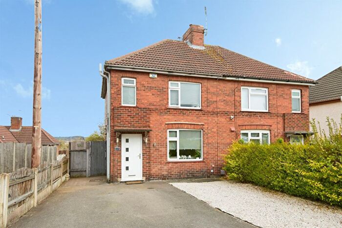 3 Bedroom Semi Detached House For Sale In Holbrook Street, Heanor, DE75