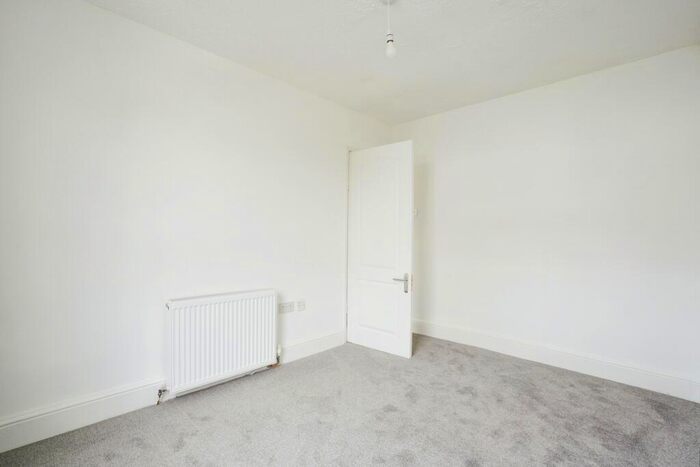 2 Bedroom Flat For Sale In Dennison Road, Bodmin, Cornwall, PL31