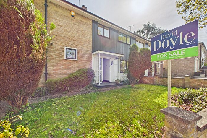 5 Bedroom Semi Detached House For Sale In Galley Hill, Hemel Hempstead, HP1