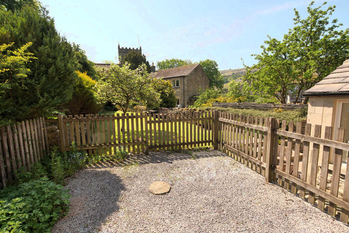1 Bedroom Cottage For Sale In New Leeds Road, Kettlewell, BD23
