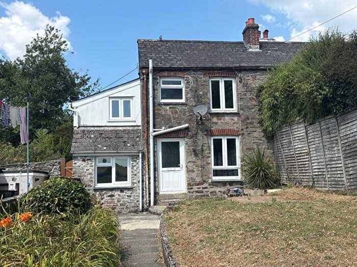 2 Bedroom Cottage For Sale In Victoria, Lostwithiel, PL22
