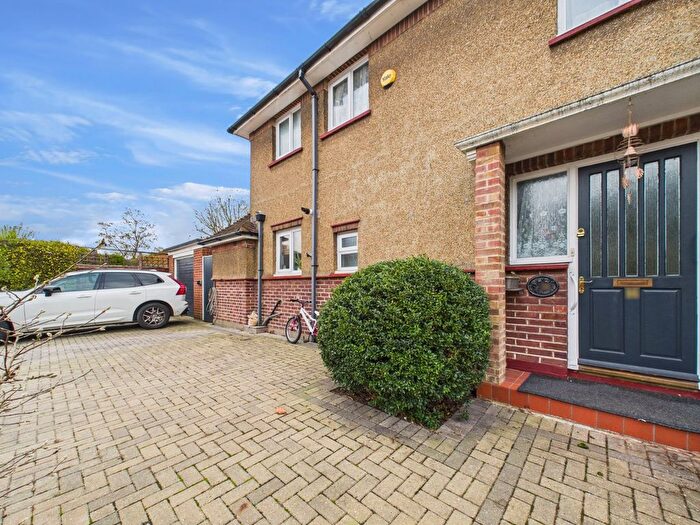 3 Bedroom Semi Detached House To Rent In Arnold Road, Staines-Upon-Thames, Surrey, TW18