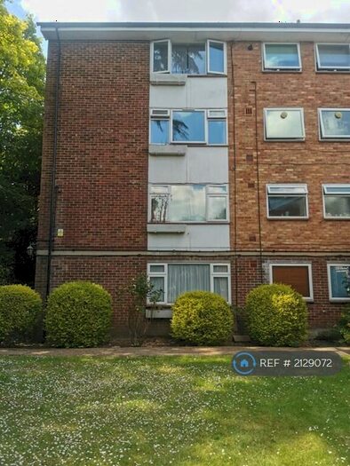 2 Bedroom Flat To Rent In Southcote Road, Reading, RG30