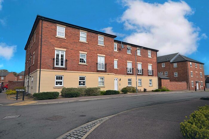 2 Bedroom Apartment To Rent In Proclamation Avenue, Desborough, NN14