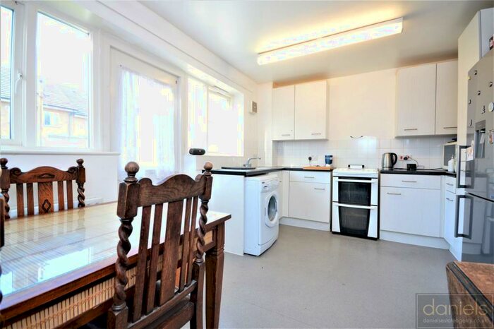 4 Bedroom Town House To Rent In Church Road, London, NW10