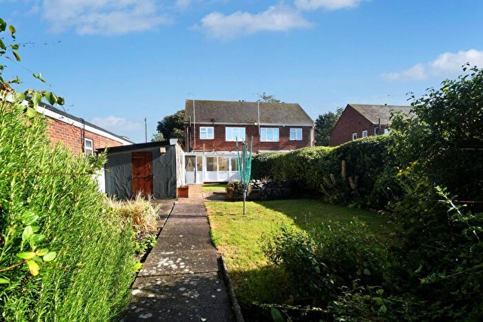 2 Bedroom Semi-Detached House For Sale In Oak Lane, Upchurch, Sittingbourne, ME9