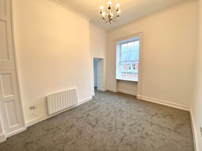 2 Bedroom Flat To Rent In Queens Head Chambers, Newark, NG24