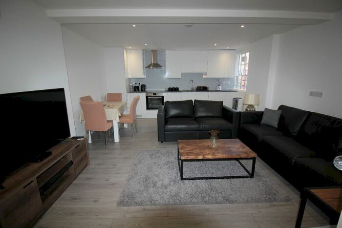 2 Bedroom Flat To Rent In Edgware Road, Marble Arch, London W2